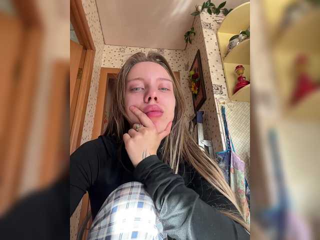 Snímky obrazovky vysielania kuklaa