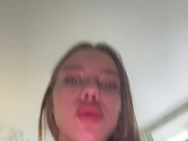 Snímky obrazovky vysielania kuklaa