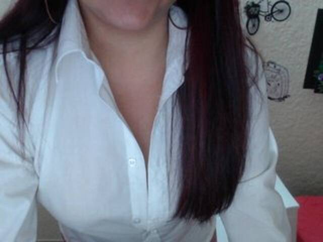 Snímky obrazovky vysielania KylieDaniiels