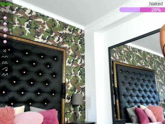 Snímky obrazovky vysielania KylieTy