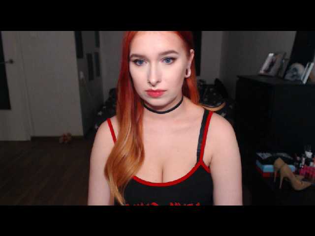 Snímky obrazovky vysielania LadyKaya