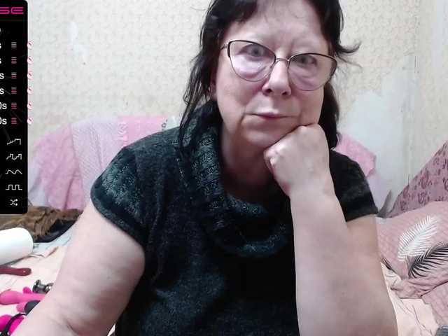 Snímky obrazovky vysielania LadyMature56