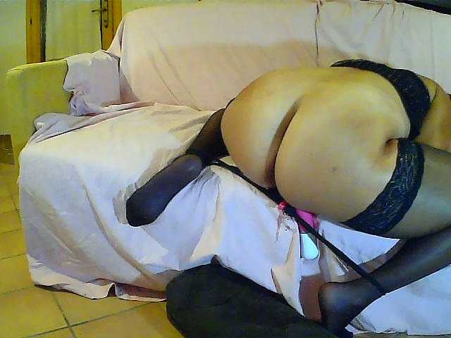 Snímky obrazovky vysielania ladysquirt89