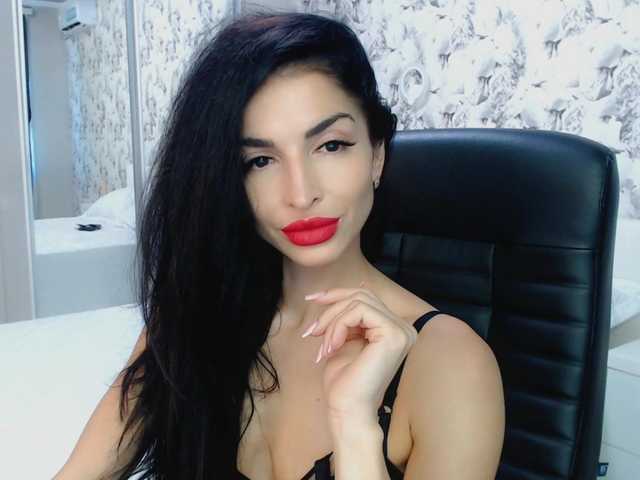 Snímky obrazovky vysielania LaEmperatriz