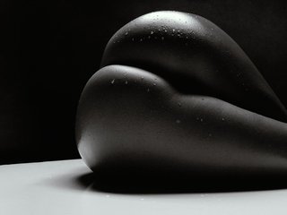 Erotický videorozhovor LAIKA-PONSS