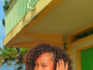 Erotický videohovor Larah00