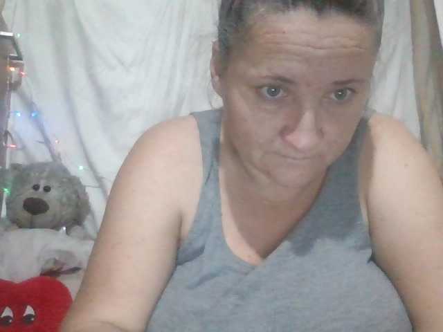 Fotografie LaraXXX33 Hello Today my bigg boobs are just 10 tok if u want see more I have menu try it!!