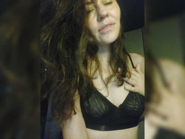 Snímky obrazovky vysielania Larianna