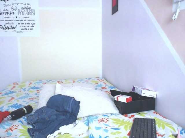 Snímky obrazovky vysielania lauramitchell