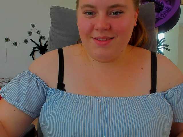 Snímky obrazovky vysielania Leilia