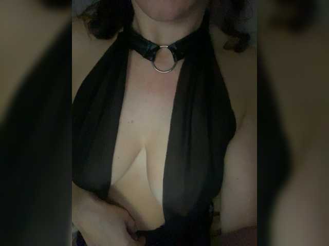 Snímky obrazovky vysielania SexyCherry