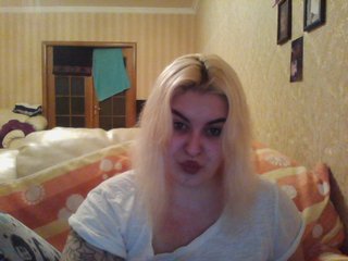 Snímky obrazovky vysielania LeraOGirl