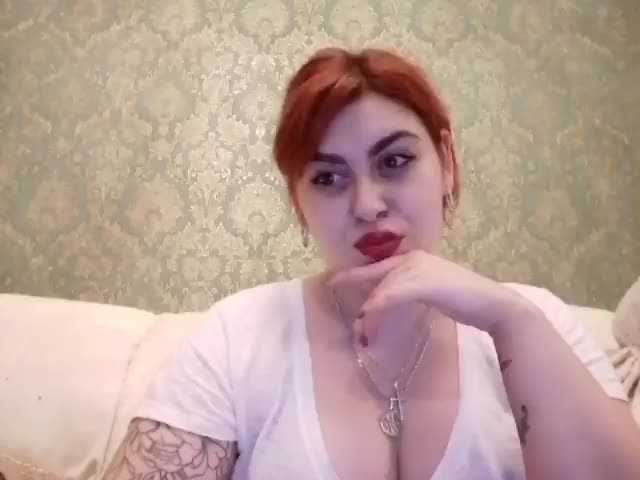 Snímky obrazovky vysielania LeraOGirl