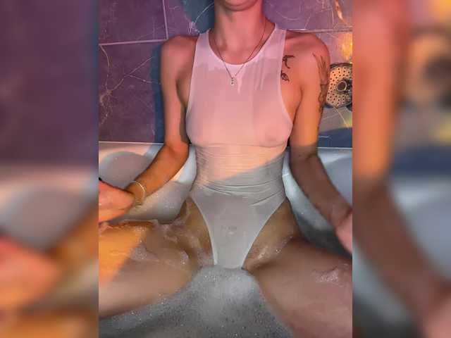 Snímky obrazovky vysielania Lerochkaa