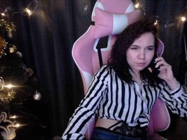 Snímky obrazovky vysielania LessiFox