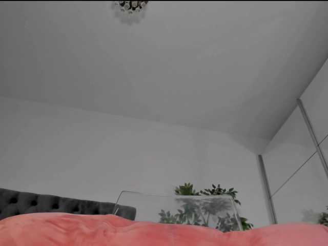 Snímky obrazovky vysielania Lexxxxy