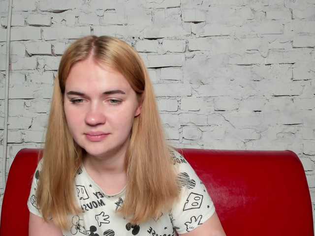 Snímky obrazovky vysielania Liana-Candy
