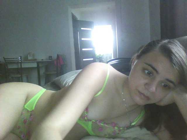 Snímky obrazovky vysielania TRISHALU