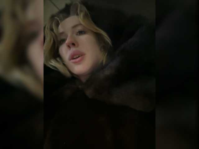 Snímky obrazovky vysielania LiiBaby