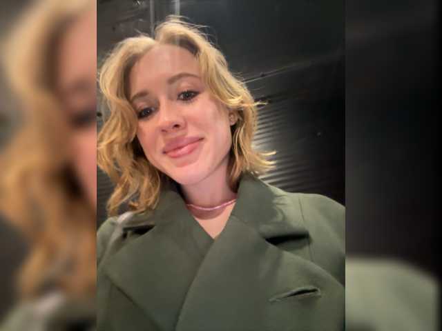 Snímky obrazovky vysielania LiiBaby