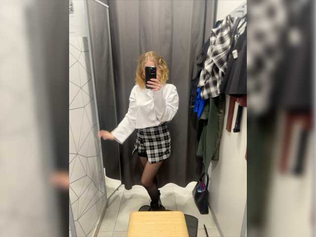 Snímky obrazovky vysielania LiiBaby