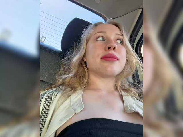 Snímky obrazovky vysielania LiiBaby