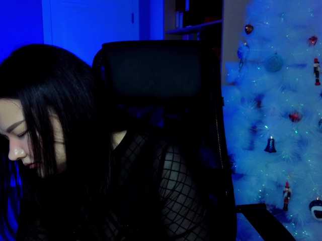 Snímky obrazovky vysielania Lilit-Tilil