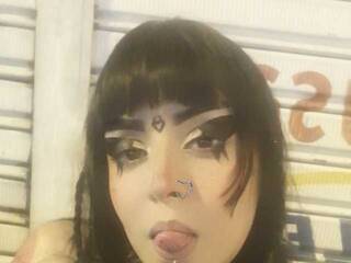 Erotický videohovor lilith-witchx