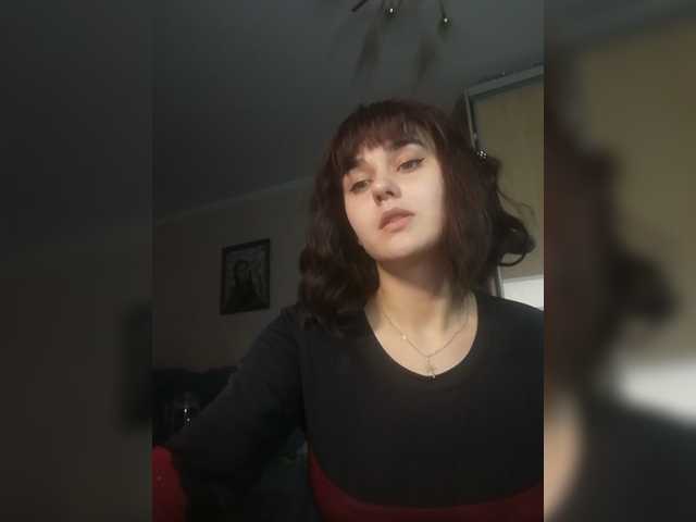 Snímky obrazovky vysielania LilliShine