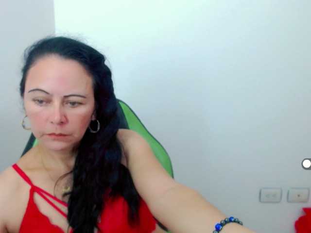 Snímky obrazovky vysielania Lily-Benet