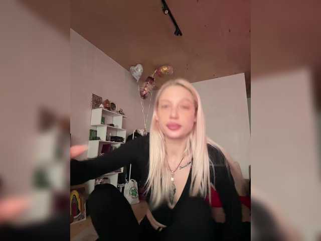 Snímky obrazovky vysielania Domina666