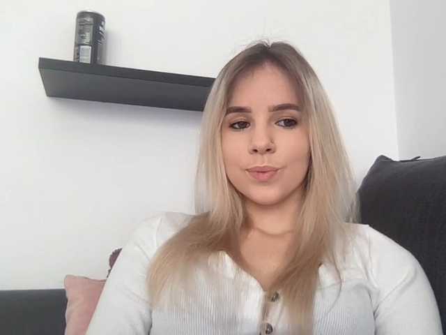 Snímky obrazovky vysielania LindseyPower