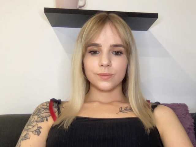 Snímky obrazovky vysielania LindseyPower