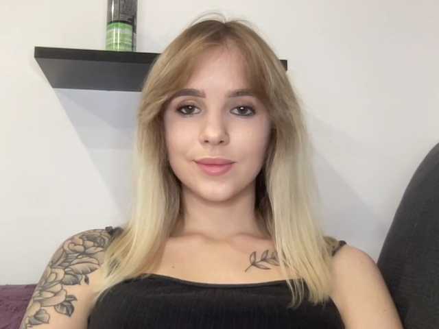 Snímky obrazovky vysielania LindseyPower