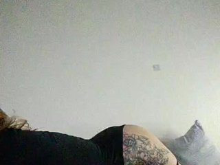 Erotický videohovor LiSA69-mur