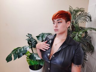 Erotický videorozhovor LisaBonnet