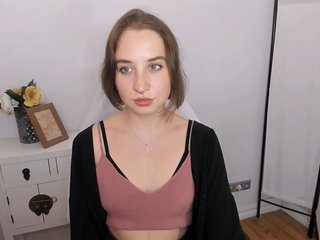 Erotický videorozhovor LisaCrystal