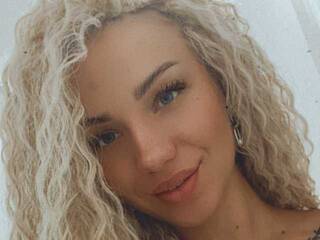 Erotický videohovor Lisandra95