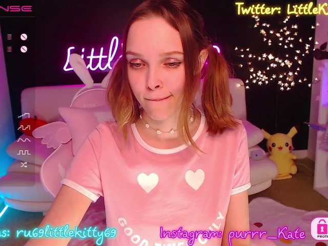 Snímky obrazovky vysielania LittleKitty69