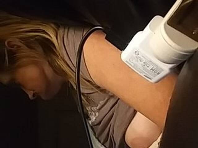 Snímky obrazovky vysielania Littleshorty