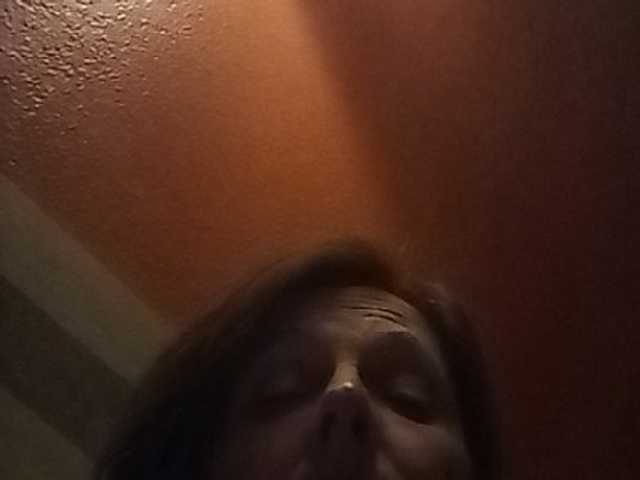 Snímky obrazovky vysielania Littleshorty