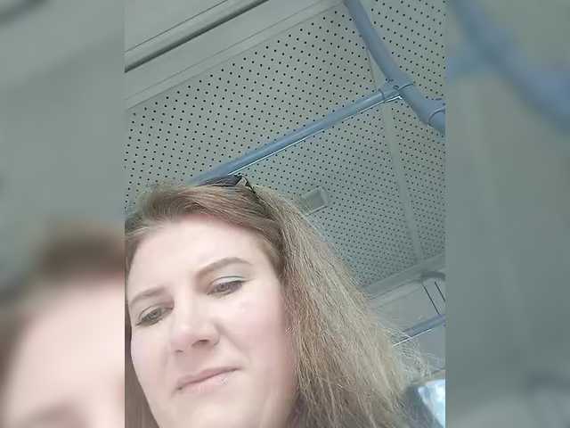 Snímky obrazovky vysielania LizaCakes