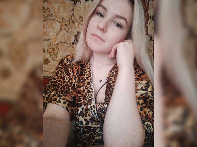 Snímky obrazovky vysielania LizzyLess