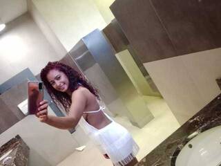 Erotický videohovor LizzyPalmer