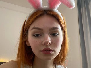 Erotický videorozhovor LolaRedBunny