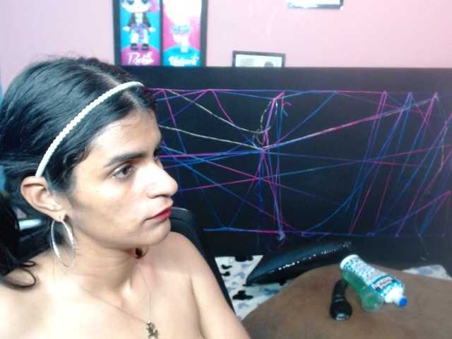 Snímky obrazovky vysielania lolythx