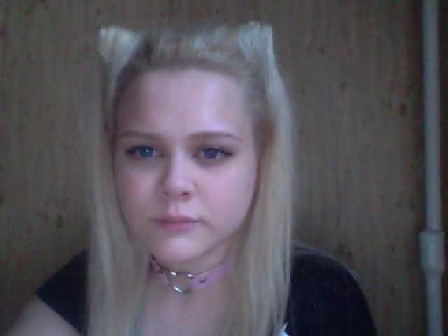 Snímky obrazovky vysielania M_O_L_L_I