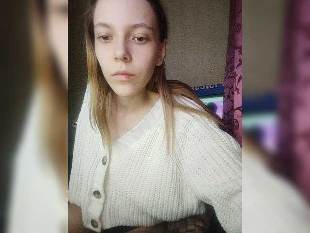 Snímky obrazovky vysielania Ellis00Woy