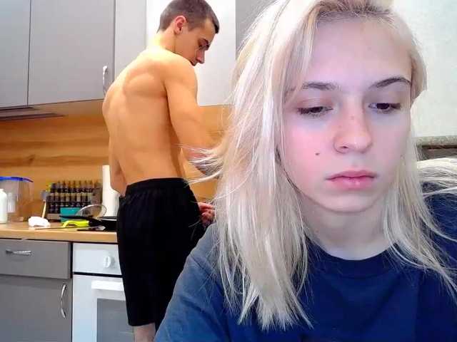 Snímky obrazovky vysielania LoveCouplea