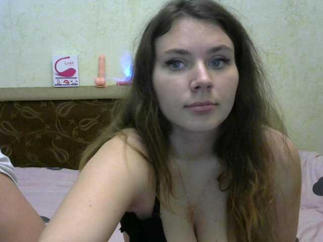Snímky obrazovky vysielania Loverslove20
